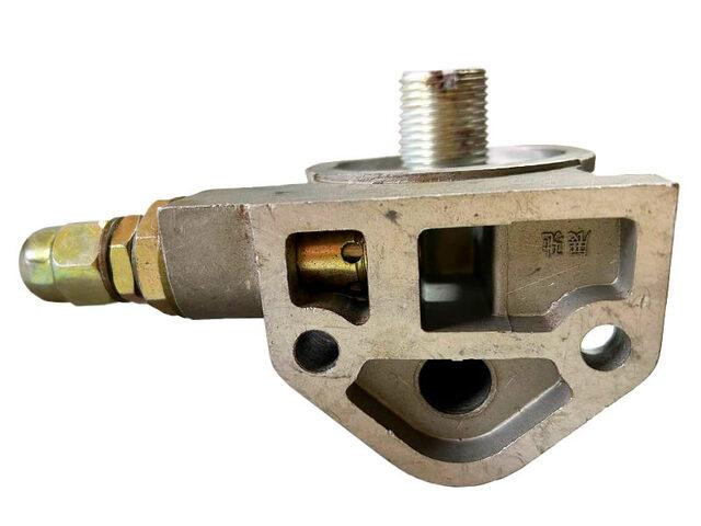 Кронштейн масляного фільтра з клапаном на двигун КМ385ВТ трактора мінітрактор Донг Фенг 240/244, Фотон 240/244, мінітрактор Мукачево - фото 2