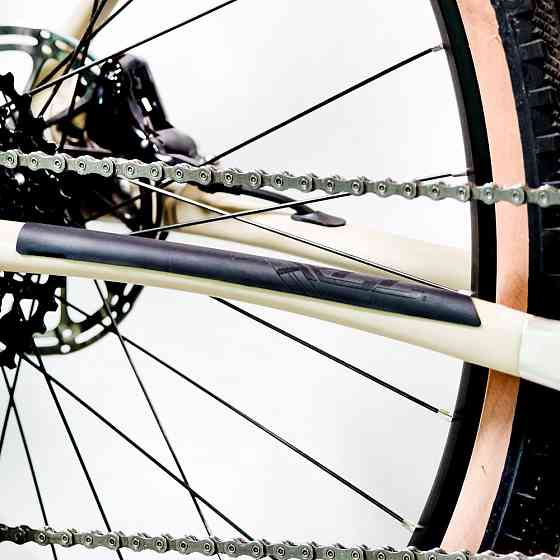 Защита пера XLC CP-N05, красная, 220x25 мм Киев