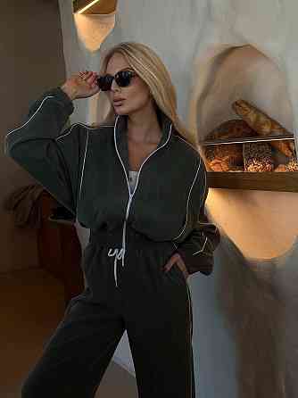 Жіночий стильний костюм-двійка: кофта та штани в спортивному стилі купра з оксамитовим напиленням Оливковий, 44/46 Одеса