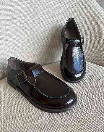 Vanessa Лофери жіночі VANESSA T-304-07 чорні (весна-осінь, шкіра лакована) (6035) 36 Коломия