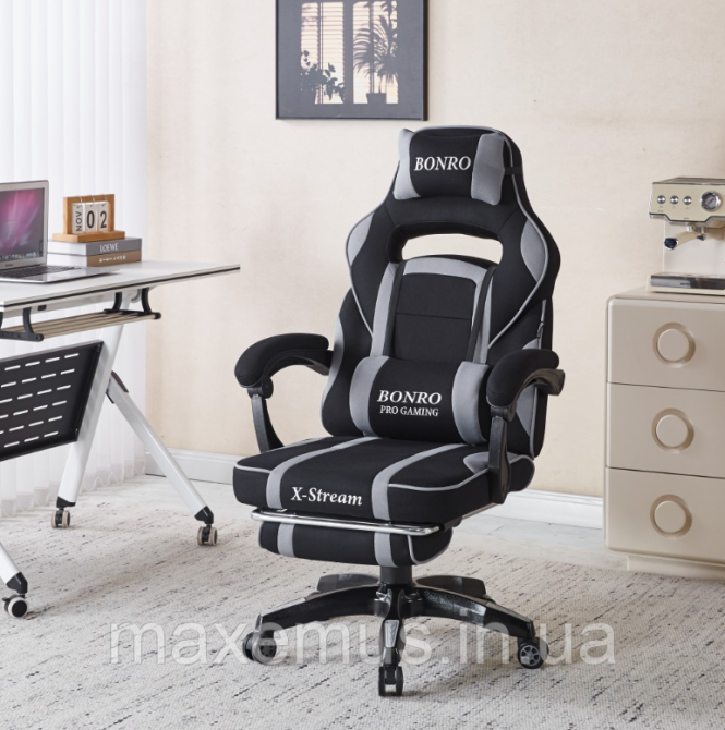 Кресло геймерское компьютерное тканевое Bonro B141 с подставкой для ног и подушками серое Мостиска - изображение 17