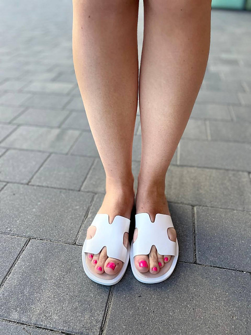 Mermaid Зручні шкіряні шльопанці на низькій підошві, білі класичні жіночі Mermaid 902/8 р. 36-4 Коломыя - изображение 5