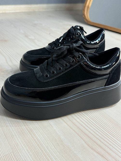 Кеды женские Hengji 536-9 комбинированные из замши и лаковой кожи на платформе черные, 39, 25 см Киев - изображение 11