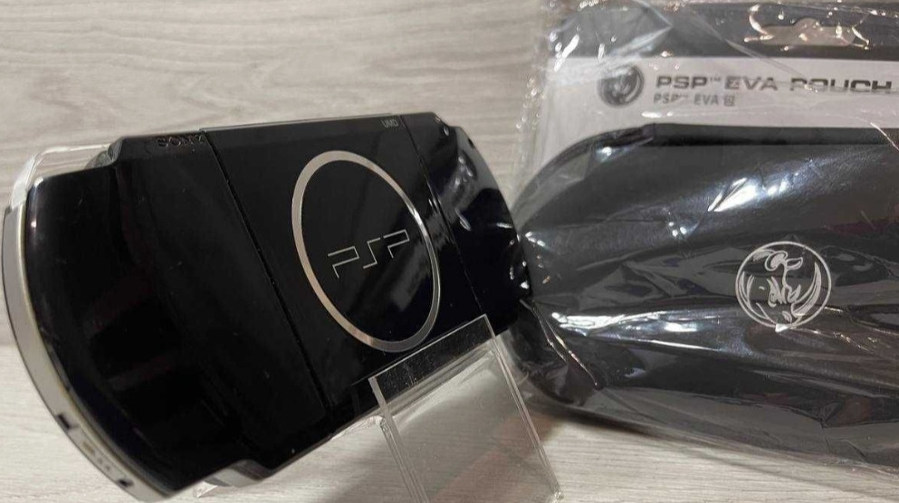 Приставка SONY PlayStation 3008 Black 32Gb. Киев - изображение 1