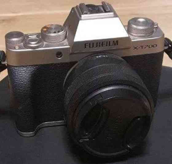 Фотоаппарат: Fujifilm X-T200. Киев