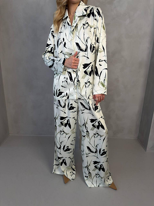 Жіночий стильний вільного крою костюм із шовку сатину Одеса - фото 8