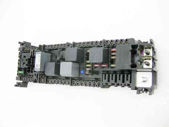 Mercedes-Benz  A2469066600 Блок реле та запобіжників у ногах переднього пасажира CLA Shooting Brake X117 CLA C117 GLA X156 B-class W242 B-class W246 Одесса