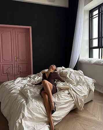 Женское привлекательное роскошное мини-платье с открытым декольте Шоколад, 46/48 Одесса