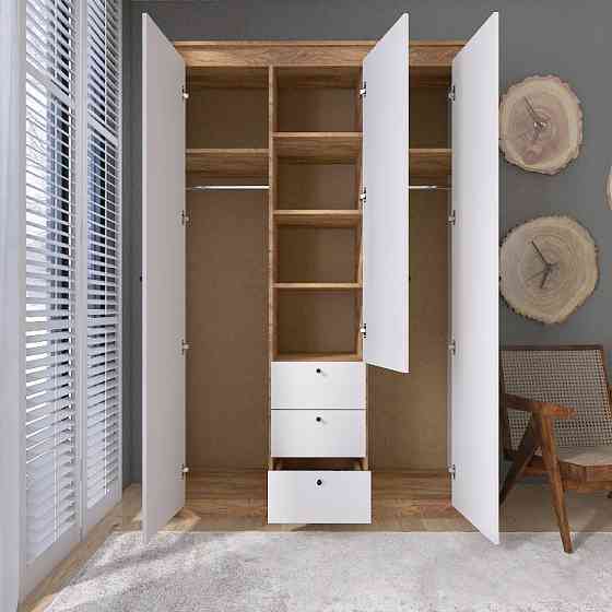 Шкаф трехдверный Эверест Нордик-1400 Белый + Дуб крафт золотой (DTM-5537) Днепр