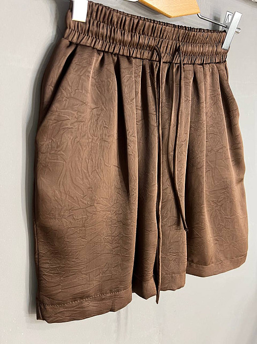Шорти жіночі A-N 25175 вільний крій шовкові жатка талія на резинці шнурок короткі коричневі, коричневий, M Київ - фото 10