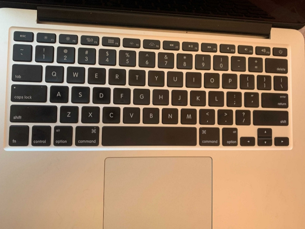 Ноутбук: MacBook Pro 13.3 , 8/128Gb. (A1502) 2015 Київ - фото 1