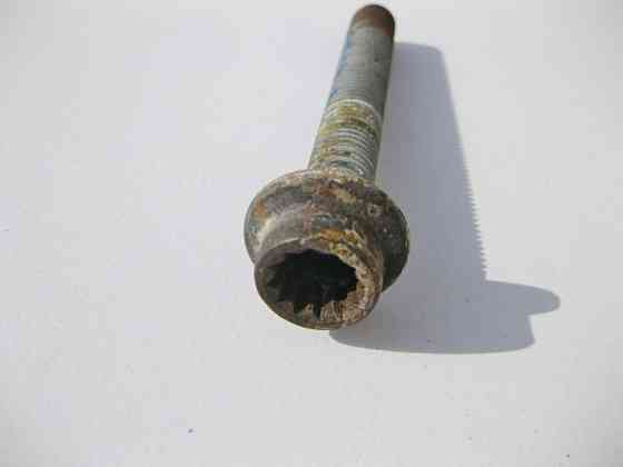 Mercedes-Benz  A0029907005 Болт важеля до заднього кулака M12x1,5x85 S-Class W221 W222 C217 CL C216 Одесса