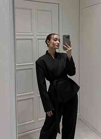 Женский стильный классический костюм-камимано костюмка люкс + подкладка и плечики Одесса