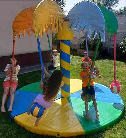 Карусель для детей. Киев