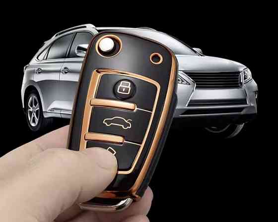 Захисний чохол для автомобільного ключа Audi Чорний із золотистим Смела