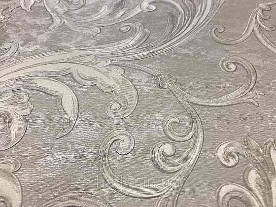 Шпалери вінілові на паперовій основі Sirpi Italian Silk 7 вензель молочний світло сірий основа під штукатурку Київ
