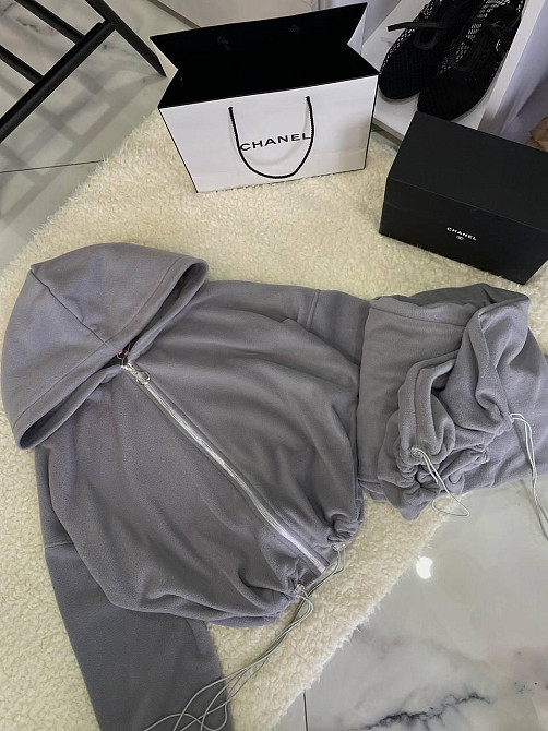 Женский трендовый теплый костюм оверсайз с двойной полар флиса Серый, 42/46 Одесса - изображение 2