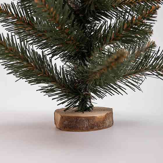 Искусственная новогодняя настольная мини елка 