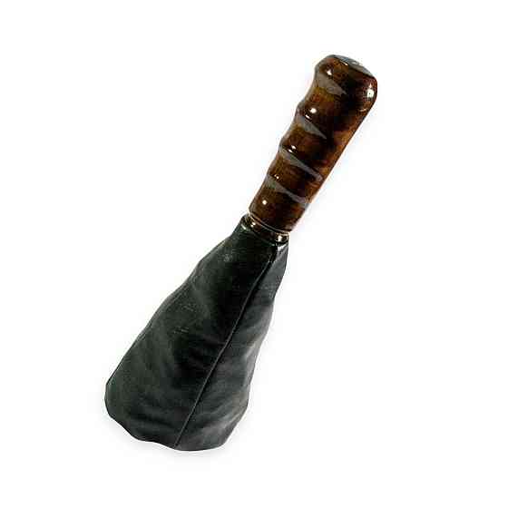 Пыльник 2108 салона кожзам черный , набалдашник дерево КПП Мукачево