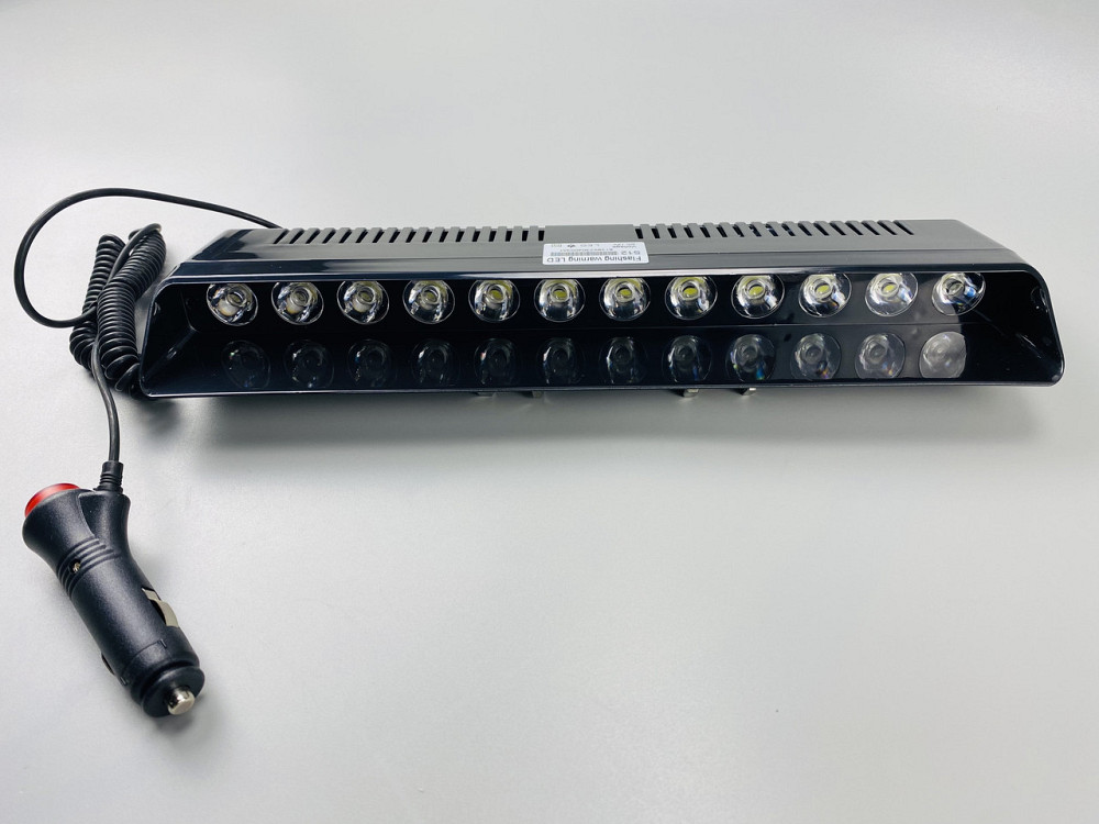 Маячок проблисковий S12 автомобільний стробоскоп 9-80V (12 led діодів) білий спалах (під скло) мигалка Мукачево - фото 1