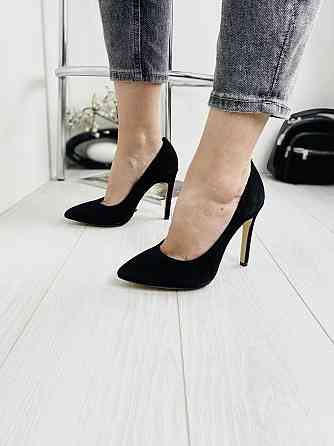Nivelle Туфлі жіночі NIVELLE чорні натуральна замша 37р. каблук 11см (1740/10502-10512) Коломия