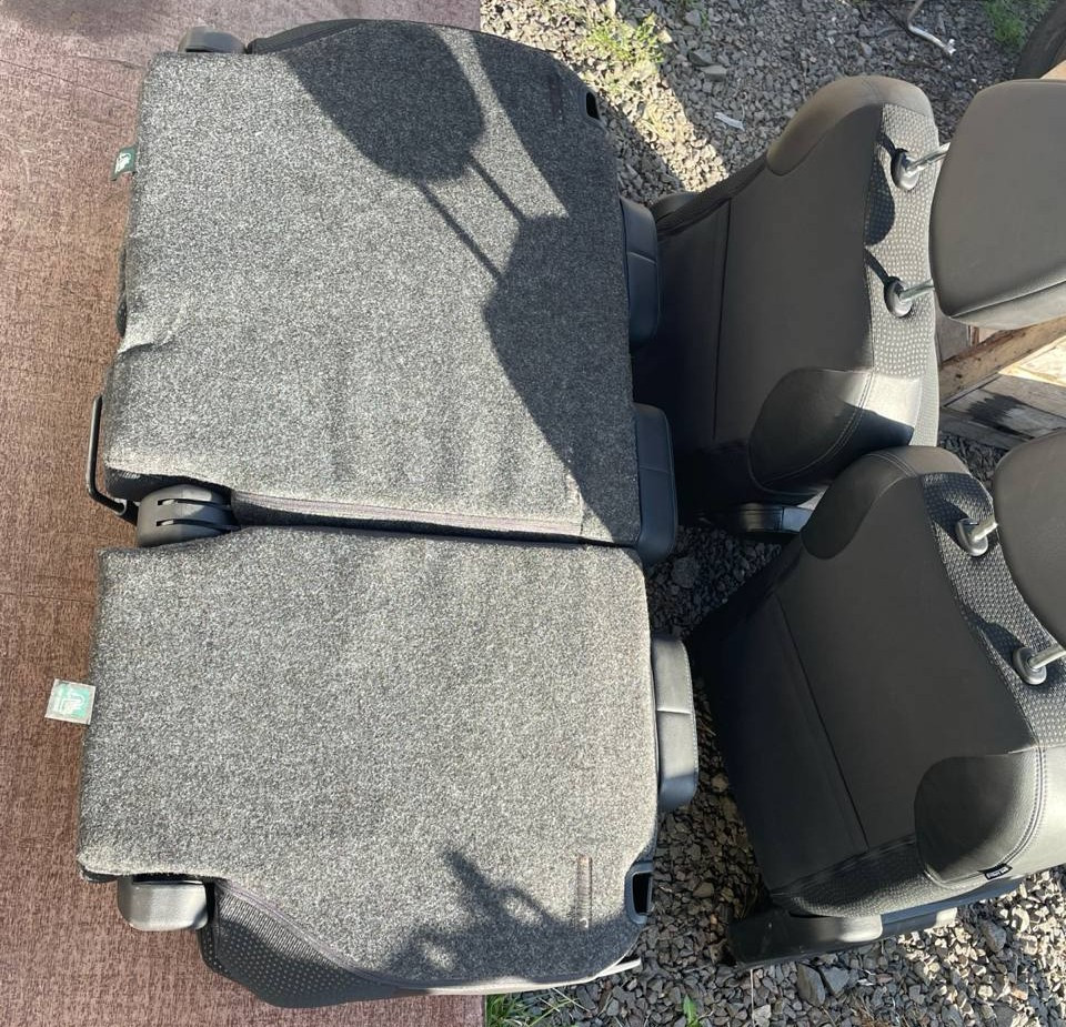 Сидіння комплект Nissan Note E11 2005-2012 Ковель - изображение 3