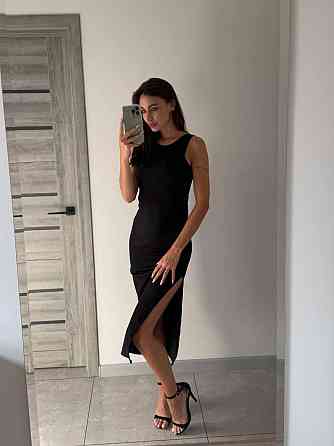 Жіноче базове мідіплаття з привабливим розрізом на нозі турецький щільний рубчик гумка Чорний Одеса