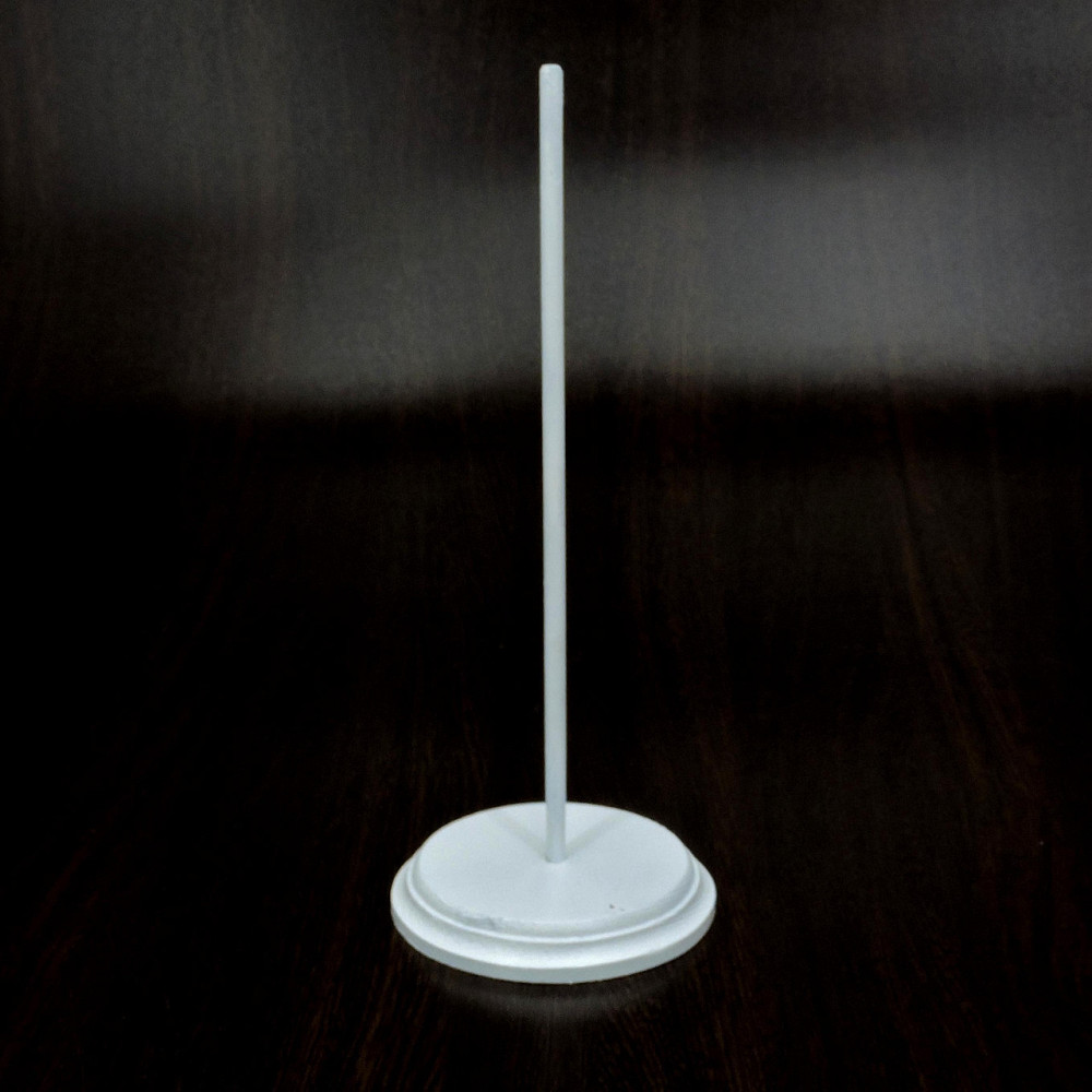 Подставка для кукол 