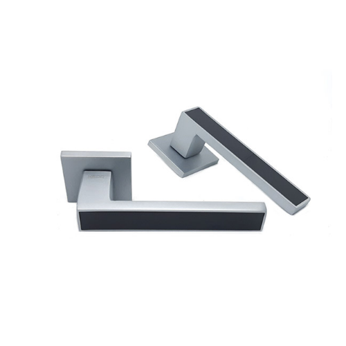 Ручка дверна на квадратній розетці R21.810 MCP/BL Ultra KEDR Житомир - фото 4