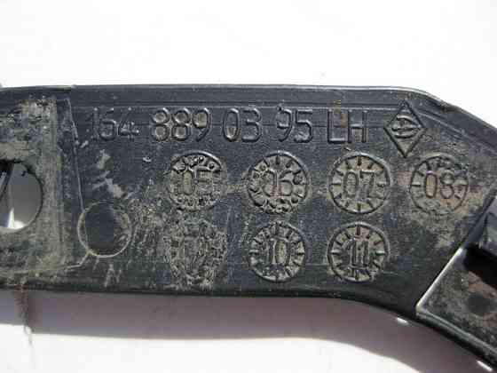 Mercedes-Benz  A1648890395 Пластикова прокладка на лівому крилі під скобу бампера GL X164 Одеса