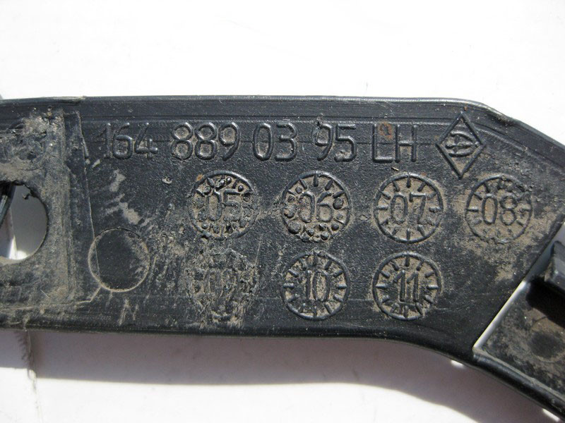 Mercedes-Benz  A1648890395 Пластикова прокладка на лівому крилі під скобу бампера GL X164 Одеса - фото 3