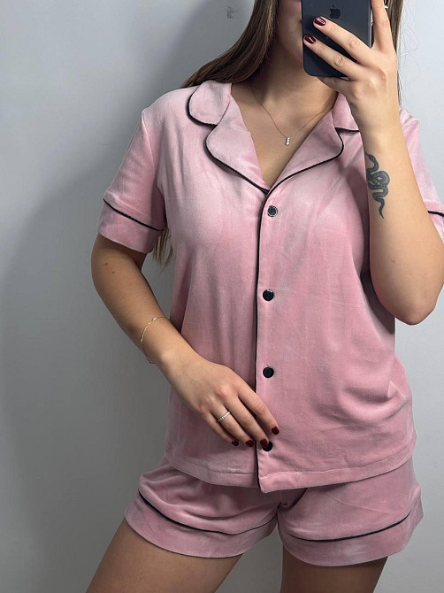 Женский велюровый домашний костюм с шортами Пудровый ч/к XL/2XL Харьков - изображение 3