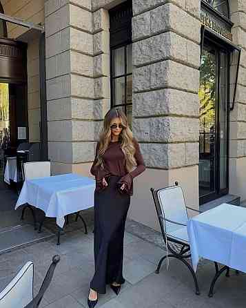 Женский лонгслив с акцентными воланами на рукавах плотная вискоза Шоколад Одесса