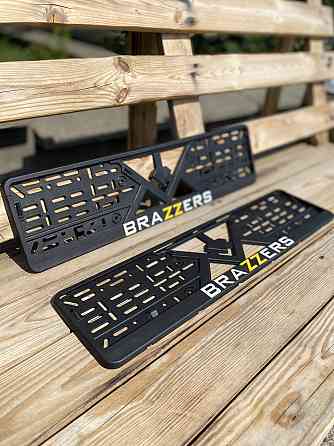 Номерные рамки "ТУРБІНА ДУЄ SKODA ПИЗДУЄ" Чернівці