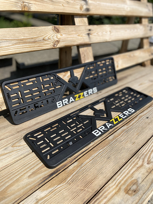 Номерные рамки "ТУРБІНА ДУЄ SKODA ПИЗДУЄ" Чернівці - фото 2