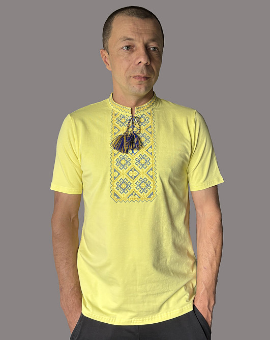 Чоловіча Футболка вишиванка світло жовтого кольору в патріотичних кольорах Київ - фото 1