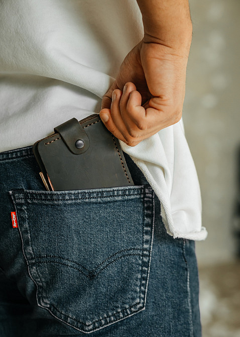 Чоловічий гаманець із натуральної шкіри, місткий гаманець, чоловічий на кнопці гаманець із Crazy HorseMasterSem Київ - фото 8