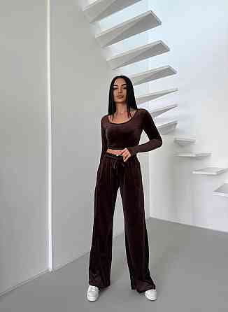 Женский прогулочный костюм двойка: лонгслив и штаны велюр Шоколад, 46/48 Одесса