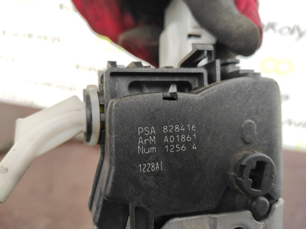 Замок бокових дверей 6 pin правий Citroen Berlingo 2008-2018 (PSA828416) Ковель - изображение 3