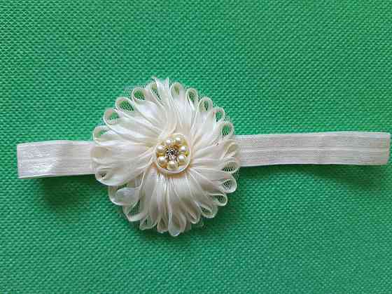 Повязка для девочки бежевая - размер цветка 7см, размер универсальный (на резинке) Киев