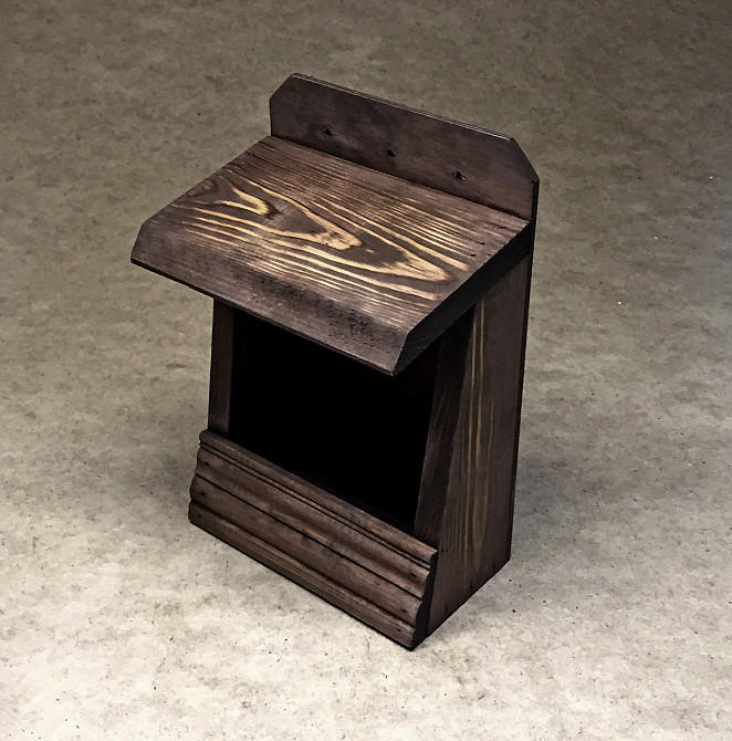 Кормушка садовая для птиц 