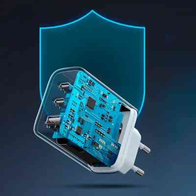 Зарядное устройство Ugreen 3xUSB 65W (2xType-C+USB QC3.0) Fast Charger White CD275 (90496) Винница