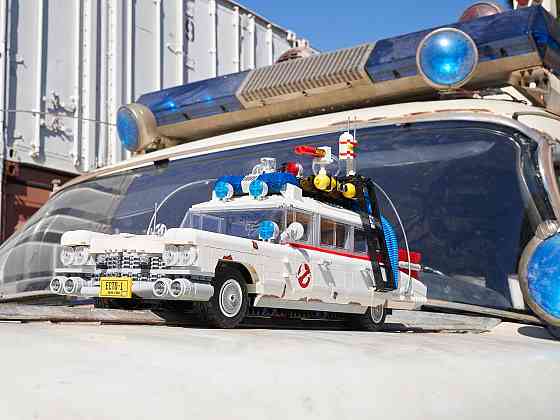 Конструктор Автомобіль ECTO-1 Мисливців за привидами, 	2352 деталей сумісний із lego-лого Київ