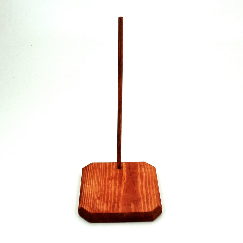 Подставка для кукол 