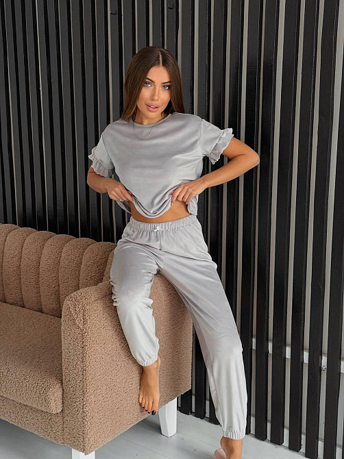 Женская стильная домашняя велюровая пижама Серый Одесса - изображение 6