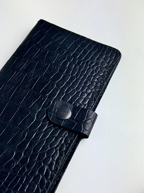 Мужское портмоне из натуральной кожи тиснение крокодил SR028 (Черный) Сумы - изображение 2