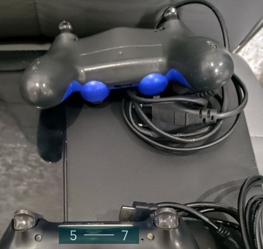 Приставка SONY PlayStation 4 Fat 2 джойстика. Киев - изображение 3