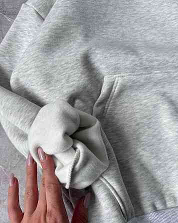 Женское теплое оверсайз худи с капюшоном и карманом кенгуру турецкая трехнить на флисе Одесса