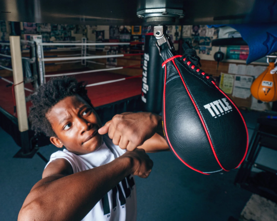 Пневмогруша боксерська TITLE Boxing Gyro Balanced Leather Speed Bag Black / M Каменское