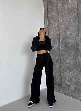 Женский прогулочный костюм двойка: лонгслив и штаны велюр Черный, 46/48 Одесса